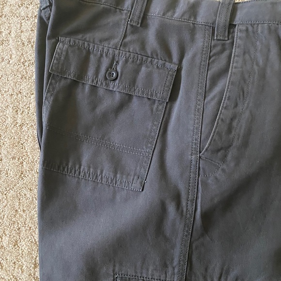 34x30 - Picture 5 of 5